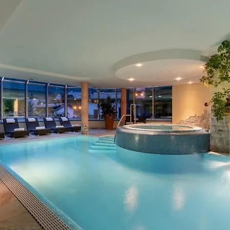 Max And Lea's House *