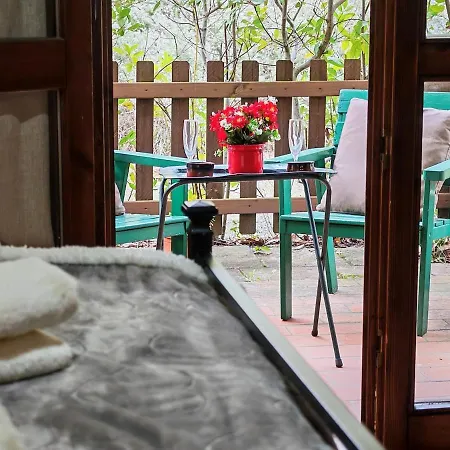 아파트 Max And Lea's House